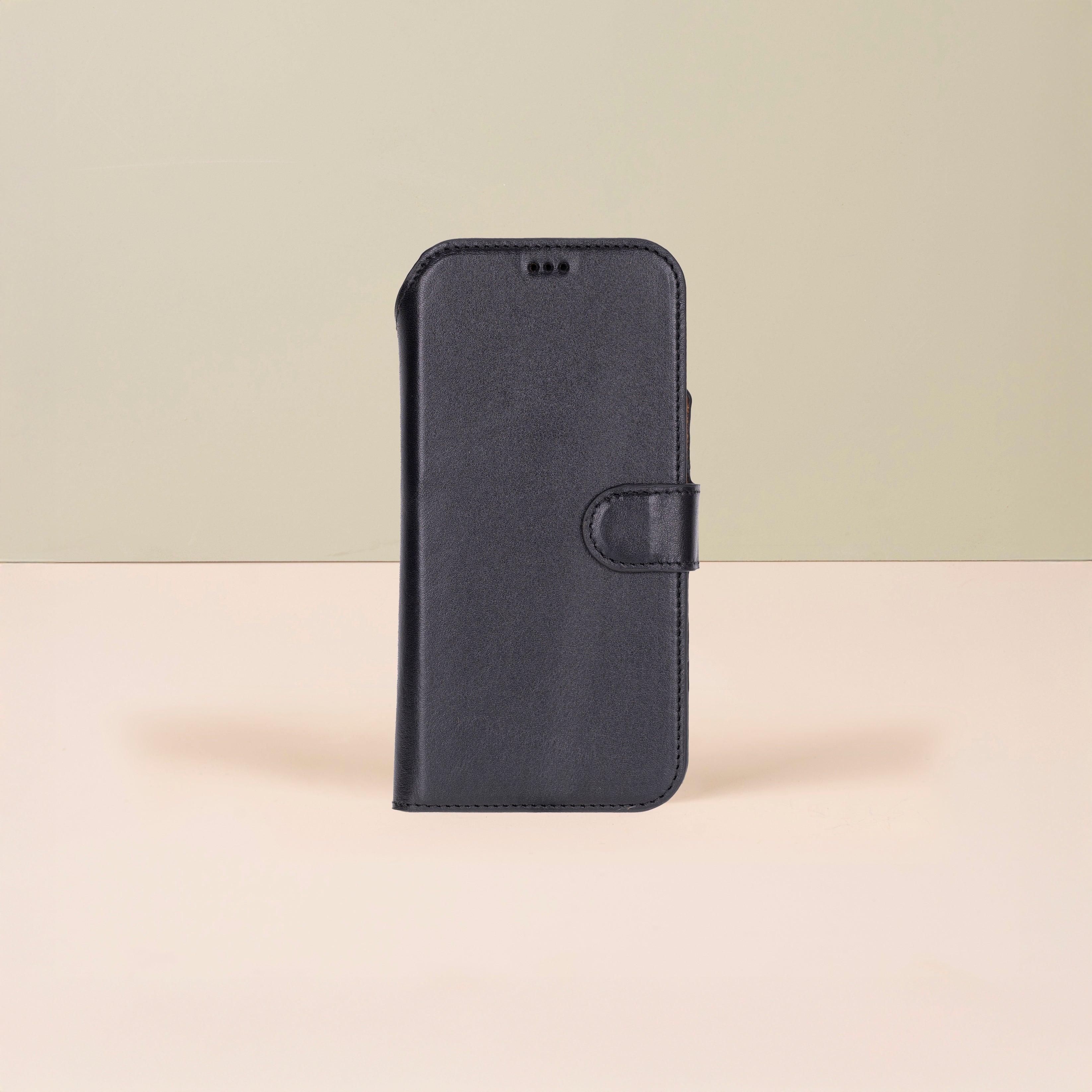 Leather iPhone 17 Pro Max Wallet Case – Black - Austin